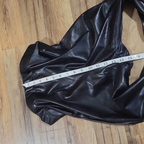 PRETTY LITTLE THINGS Black Faux Leather High Waisted Split Hem Leggings - Picture 13 of 14